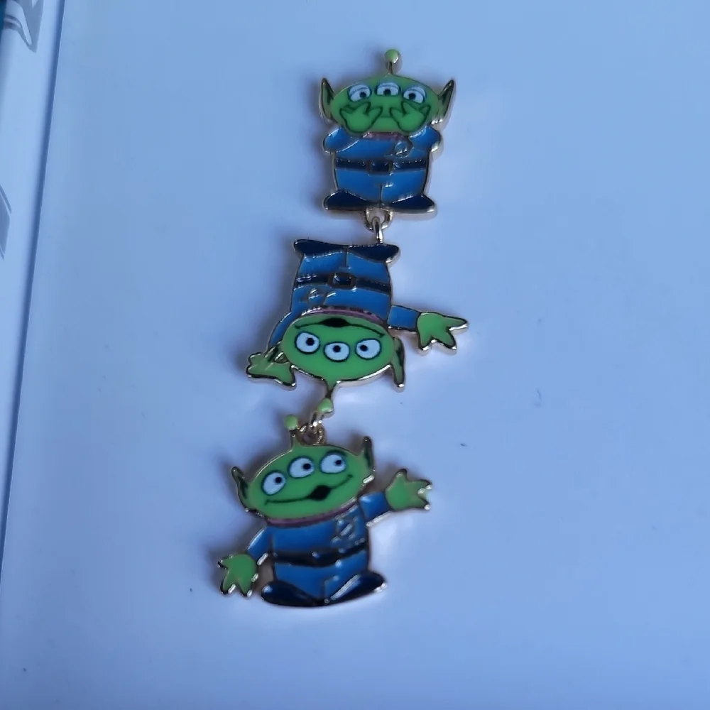 Disney Pixar BaubleBar Alien Earrings - Picture 3 of 5